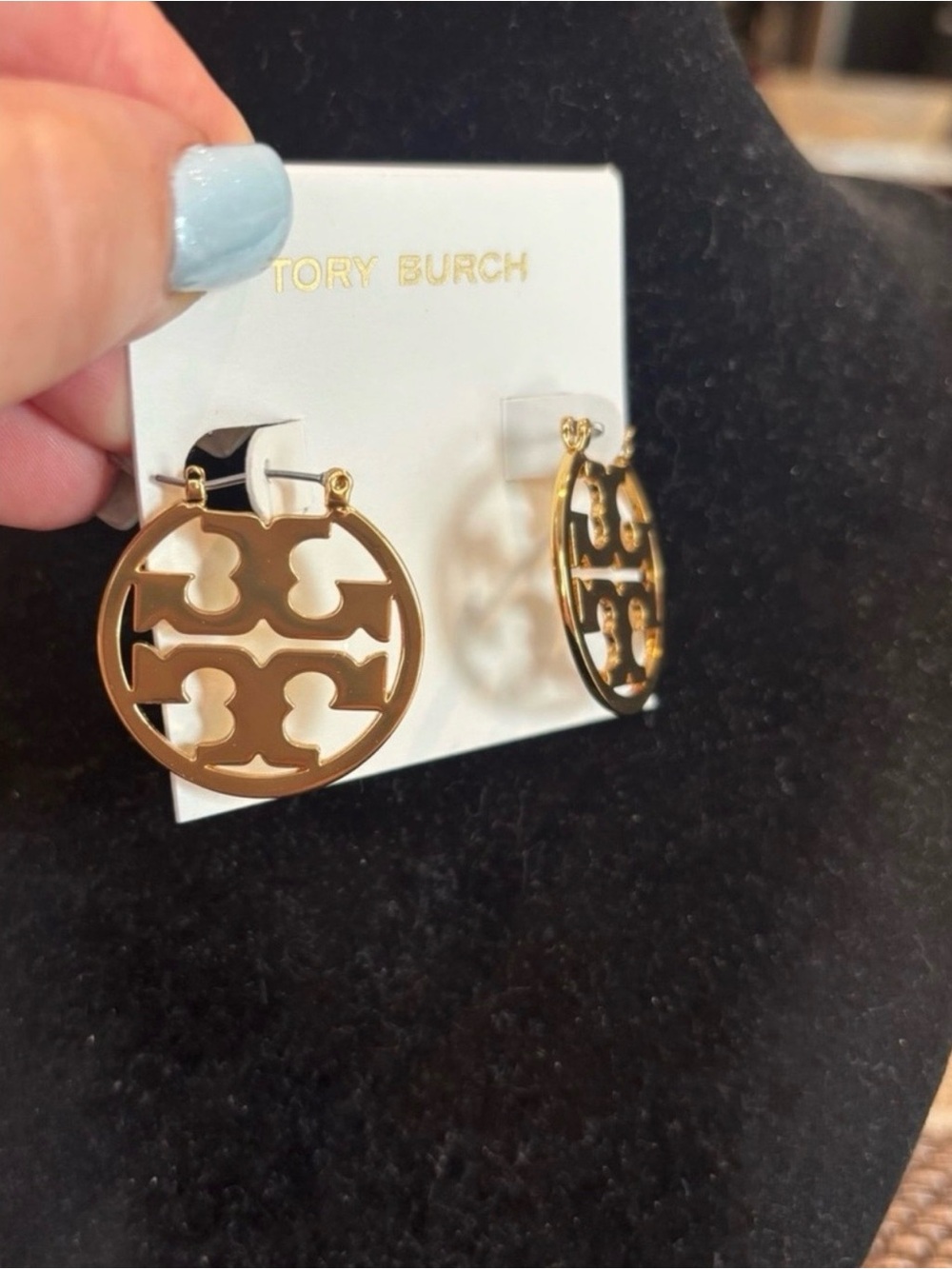 Tory Burch Gold Openwork Logo Hoop Earrings - Picture 3 of 4